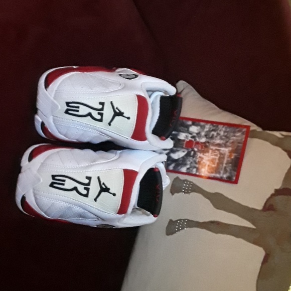 Air Jordans #14 - Picture 2 of 3